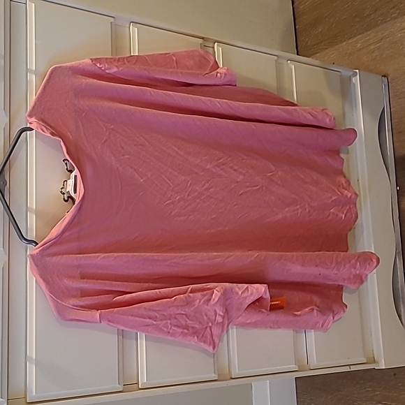 NWT Coral knit Tee - Picture 3 of 3